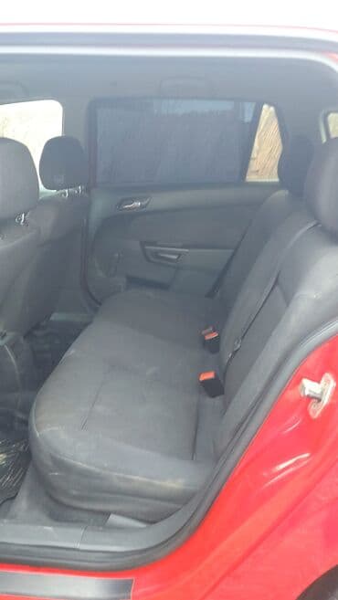 pobeda (maşın): Opel Astra: 1.3 l | 2009 il Universal — 7