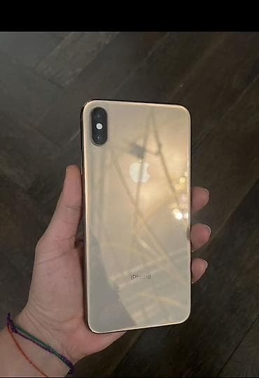 telefon saxlayan: IPhone Xs Max, 256 GB, Qızılı, Face ID — 1