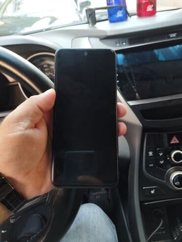 İnformatika: Infinix Hot 30 Play, 128 GB, rəng - Qara, Sensor — 5