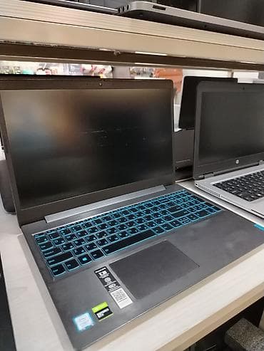 Lenovo laptop (15.6") – mavi arxa işıqlı klaviatura ilə i7 9TH GTX