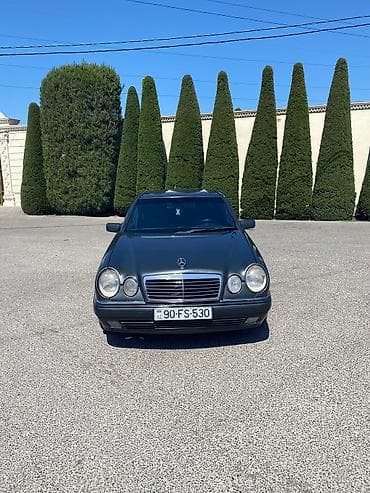 03 masin: Mercedes-Benz E 230: 2.3 l | Sedan — 1
