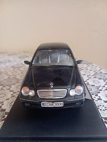 модель: Mercedes, 2006 год, 1:8, Железо, Самовывоз — 1