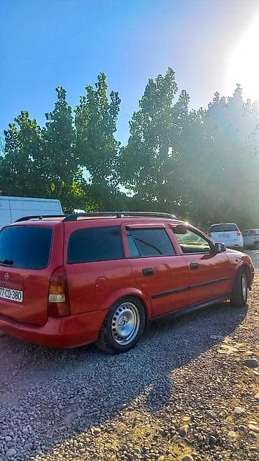 opel vectra b: Opel Astra: 1.6 l | 1998 il 450000 km Universal — 2