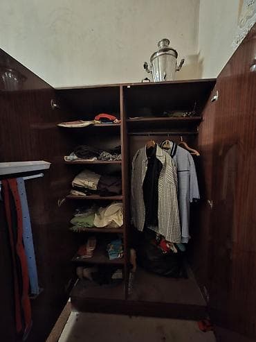 paltar dolap: İşlənmiş, 3 qapılı, Qəhvəyi, Taxta, Açılan, Düz dolab — 3