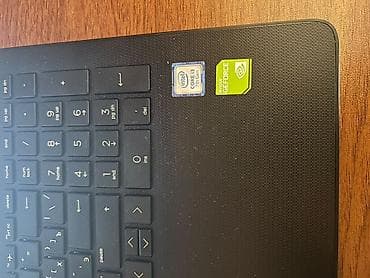 panel radiator: HP noutbuk Xüsusiyyətlər: - Ekran: 15.6" (mat panel), HD - Prosessor — 3
