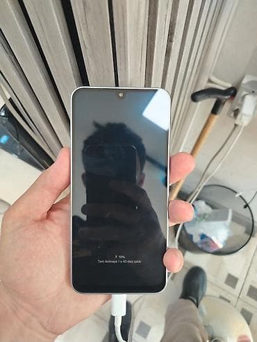 hard disk ssd: Samsung Galaxy A17, 128 GB, rəng - Gümüşü, Simsiz şarj — 1