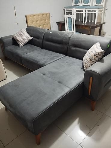 saray mebel: ❇️Yenidir 550 azn bazasi var,paduşqalar mexanizmlə geri gedir,taxt — 2