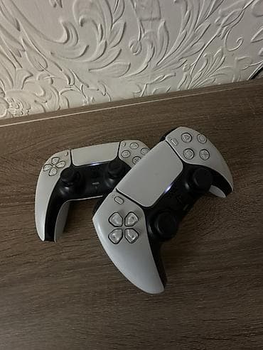 sharp televizorlar: PlayStati 5 (Disk sürücülü versiya) oyun konsolu + 2 ədəd DualSense — 2