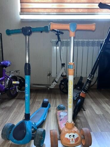 moped qiymətləri: Uşaq skuterləri – 2 ədəd Xüsusiyyətlər: - Üç təkərli dizayn: ön — 1