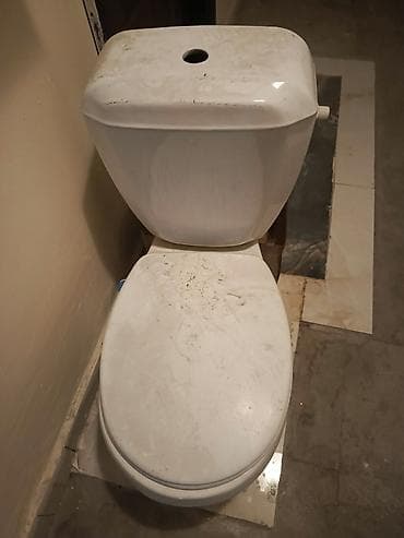 pol siyiran: Unitaz – su baklı, döşəməyə quraşdırılan model - Klassik dizayn: oval — 2