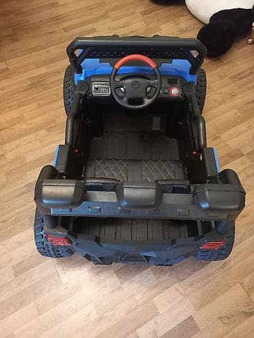 Uşaq üçün elektriklə işləyən off-road tipli maşın – mavi/qara korpus — 2