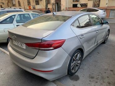 Hyundai: Hyundai Elantra: 2 l | 2016 il Sedan — 3