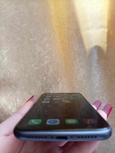 mi 15 pro max: IPhone 11, Qara, Face ID — 3