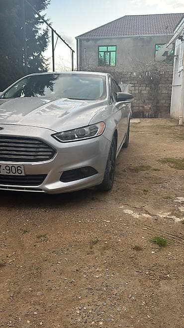 ford masin: Ford Fusion sedan – gümüşü rəng, dövlət nömrə nişanı AZ 99-ZY-906 — 4