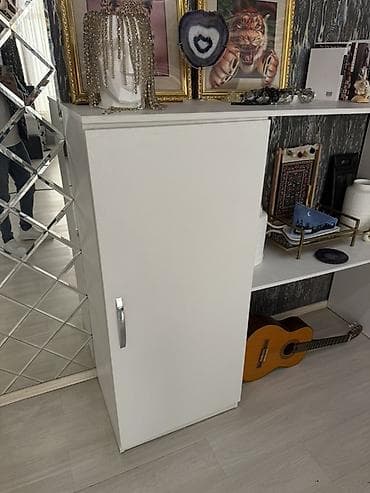 kiçik dolab: Ağ rəngli şkaf-modul - Dizayn: Minimalist, düz xətli, ağ korpus və — 3