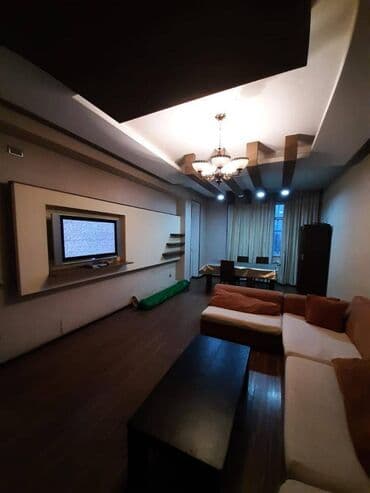 kirayə əcəmi: Memar Əcəmi metro stansiyası yaxınlığında, McDonald's-ın yanında — 7