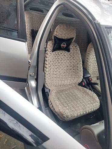 Nissan Primera: 1.6 l | Sedan — 9