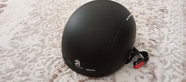 maz motor: Pemila urban tipli dəbilqə - Rəng: mat qara - Brend və yazı: PEMILA — 2