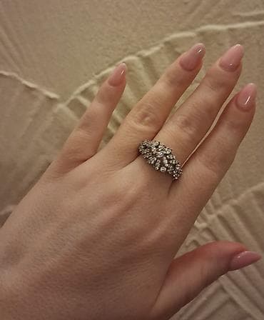 bijuteri: Zinət dəsti – üzük və sırğalar - Dizayn: Yarpaq-motifli daşlı — 1