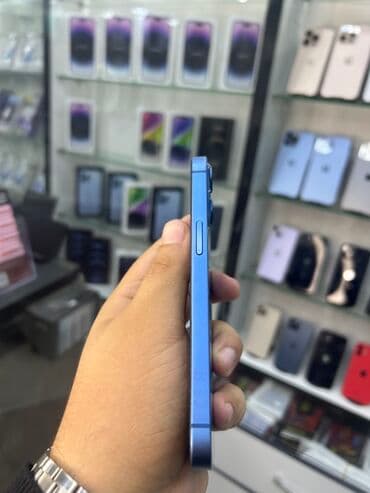 айфон купить: IPhone 13, Голубой, Face ID — 6