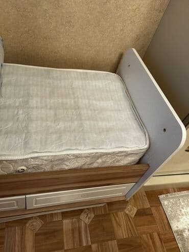 Beşiklər: Oğlan və qız üçün, İşlənmiş, Dördbucaq, Beşik, Matras ilə — 6