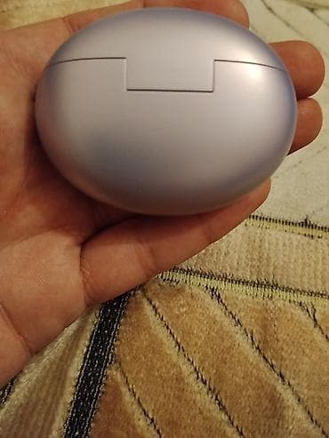 alisa dinamik: Huawei simsiz qulaqcıqlar - Model: Huawei FreeBuds (yumru “ovos” — 2