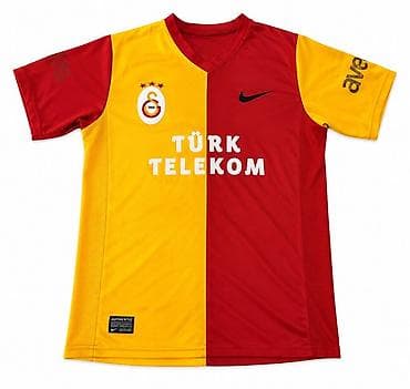 Məhsul: Galatasaray futbol forması – Nike, “Türk Telekom” sponsorlu