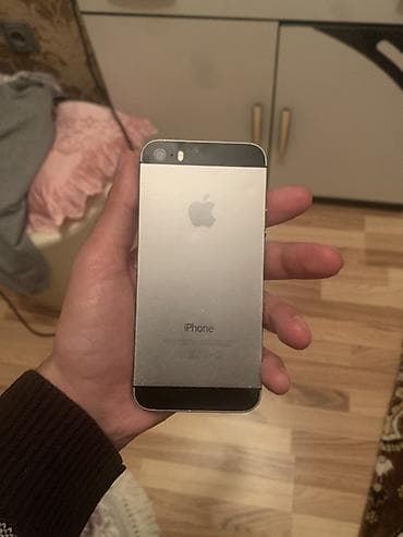 iphone 5s barter: IPhone 5s, 16 GB, Gümüşü, Barmaq izi — 2