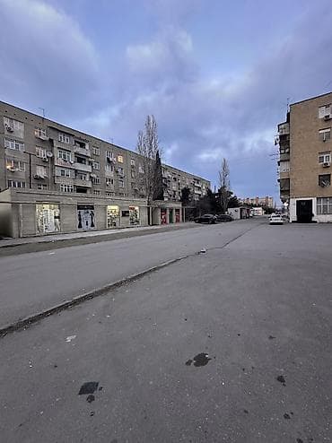 ucarda ev alqi satqisi: Bakı, Hövsan qəs., 2 otaqlı, Köhnə tikili, m. Əhmədli, 53 kv. m — 1