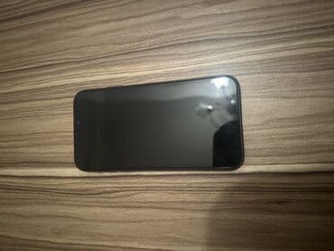 ipad 10 2: IPhone 11, 64 GB, Qara, Face ID — 4