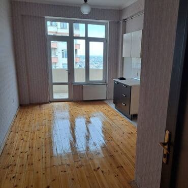 yeni guneslide 5 otaqli evlerin qiymeti: 3 otaqlı, Yeni tikili, m. Xalqlar Dostluğu, 140 kv. m — 4