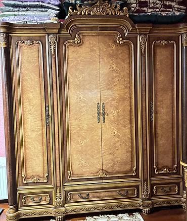 kohne stol: İkinəfərlik çarpayı, Malayziya — 3