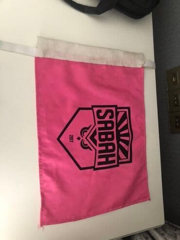 SABAH loqolu bayraq Korner bayragi🔥🔥 - Rəng: çəhrayı fon, qara loqo və