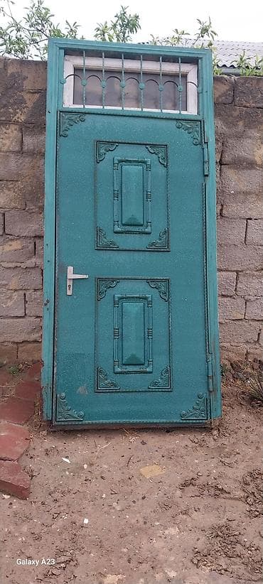 Siyirmə qapılar: Dəmir qapı satılır.tam idial haldadır.ağır şiverler qapıdır apşifkası — 3