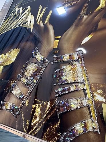 divar sekilleri satisi: Dekorativ tablo – 3D kristal bəzəkli, güzgü kənarlı çərçivə 77x77 - — 3