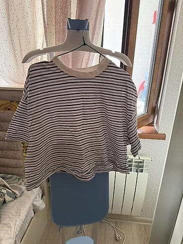 monika berde: Zolaqlı qısaqol köynək Bershka - Model: Oversize kəsimli, enli — 1