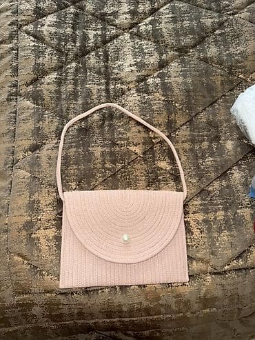 maraqli tv az: Zərif dizaynlı çiyin çantası - Rəng: açıq pudra/çəhrayı - Material — 1