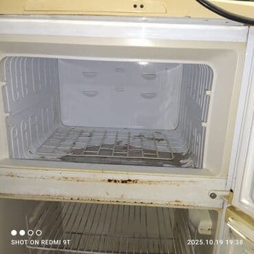 irshad soyuducu: İki qapılı məişət soyuducusu - Üst kamera: dondurucu bölmə, şəbəkəli — 3