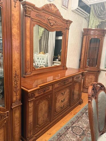 Taburetlər: Qonaq otağı üçün, İşlənmiş, Açılan, Dördbucaq masa, 8 stul — 7