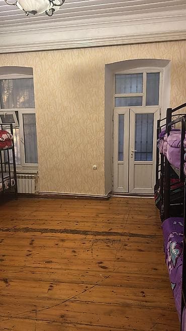 kiraye evler bakida: 4 otaqlı, Nəsimi r. r-nu — 1