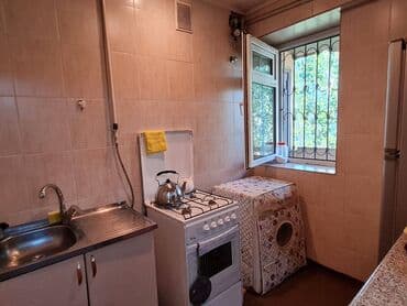 maştağa kiraye: Nərimanov metrosuna yaxın Heydər Əliev mərkəzinə yaxın 4 mertebeli — 8