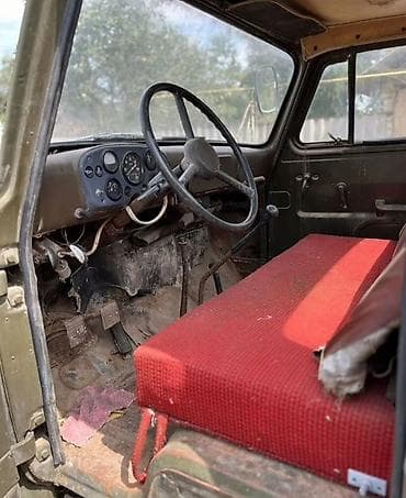 turbo.az traktor satisi: Qaz 52 işlekdir pol abarod işleyir hec bir prablemi yoxdur Kraskaya — 5