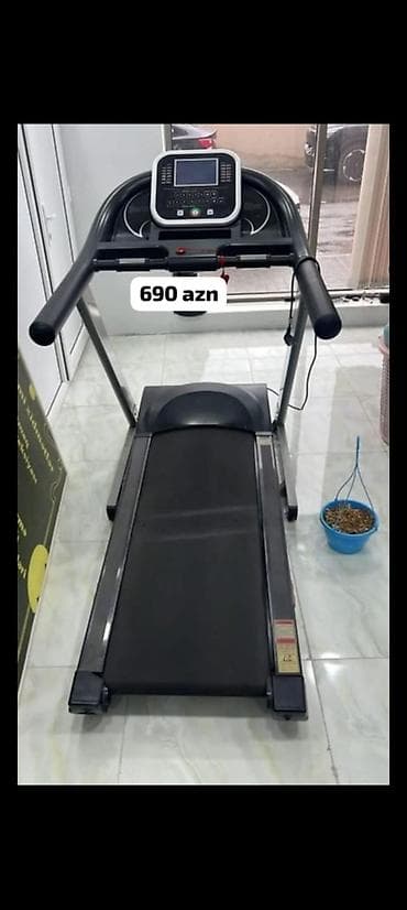 Gren Hill qacis aparati satilir 690 azn hec bir problemi yoxdu yaxsi