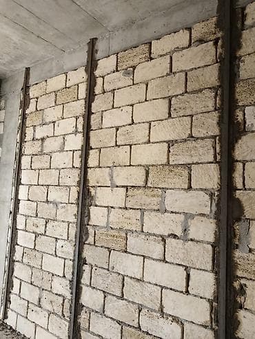 Балконы: Iş olsa xəbər edin vatsapa yazın — 1