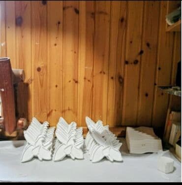 qara suvaq yoxsa agdag: Fiqur, Gips, rəng - Ağ — 2