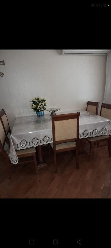 Qonaq otağı üçün mebel dəsti Tərkibi: - 1 ədəd iri ölçülü yemək