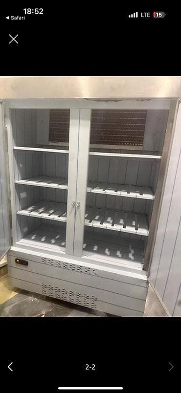 Ticarət vitrin soyuducu - Şaquli tip, ikitərəfli sürgülü qapı - Ön