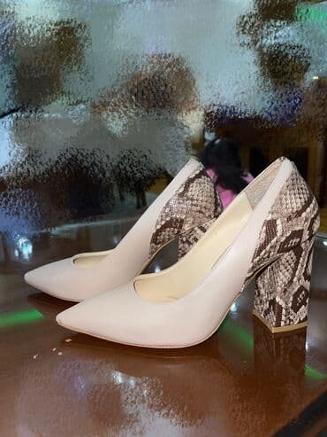 qadin pencekleri: Tuflilər, Ölçü: 40, rəng - Bej, İşlənmiş — 1