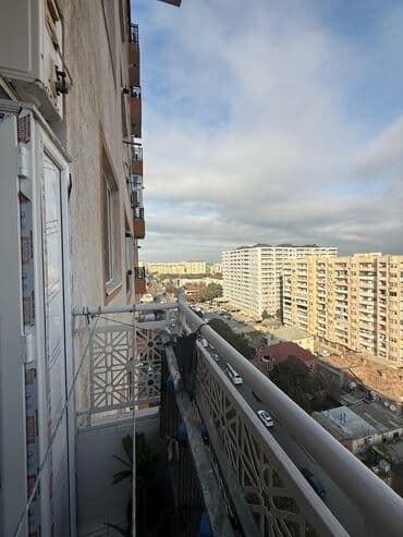 paltar seren: Satılır: Mənzilin eyvanı Kristal 2 Də Kupçalı 2 Otaq. 55 Kv. 105 — 2