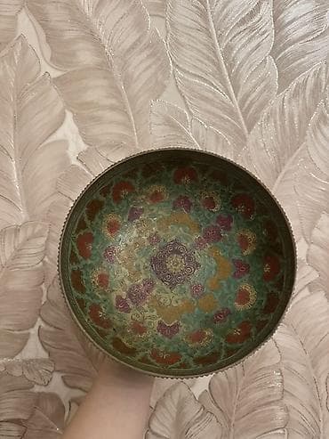 Mis/kəsmə metal ayaqlı kasa 1970 il – əl işi, dekorativ - Material — 2